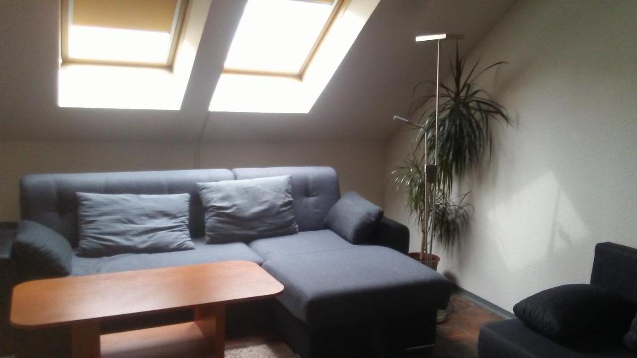 Smeralova Apartament *